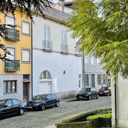 Loveporto2 Balcony/garden@hist.c *