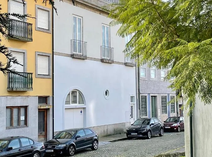 Loveporto2 Balcony/garden@hist.c *